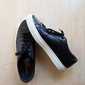 Woman by Common Projects Original Achilles Low Black Size 37 + Spare Shoelaces!